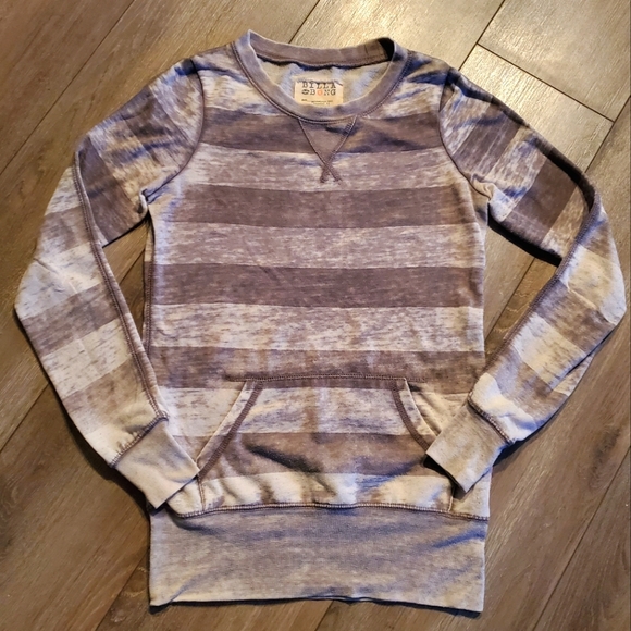4/$20 Billabong Soft Gray Striped Sweatshirt with Front Pocket, Size S - Picture 1 of 4